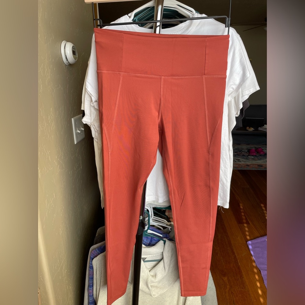 Clay Red Girlfriend Collective Leggings